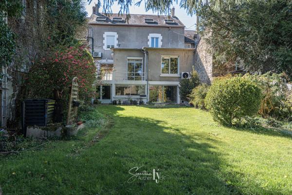 Immeuble 11 pièces - 221 m² Exclusivité