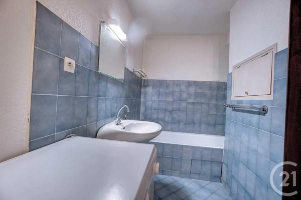 Appartement F2 à vendre  2 pièces - 30,42 m 2   CHAMONIX MONT BLANC  - 74