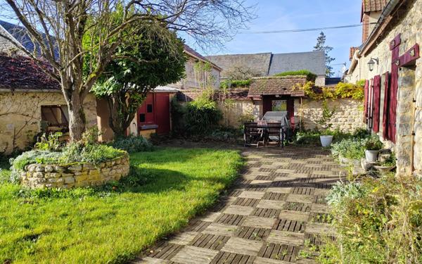 Maison à vendre    6 pièces •  Germignonville