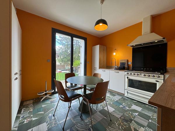 A vendre Maison type 8 en parfait état quartier Clos Chassaing à Périgueux  (24000)