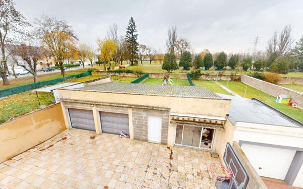 Maison à vendre    5 pièces •  Talange