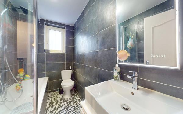 Maison à vendre    5 pièces •  Talange