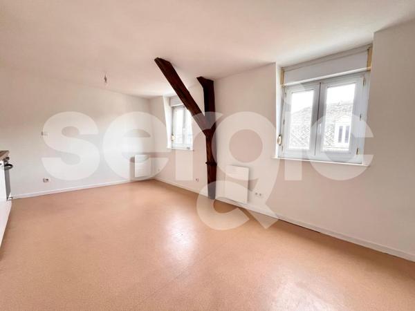 Location 2 Pieces 34 62000 Arras 17 1595 01 0002