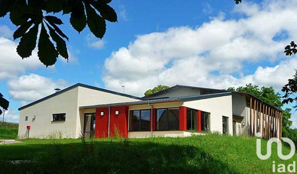 Immeuble à vendre 937 m² Saint-Broingt-le-Bois