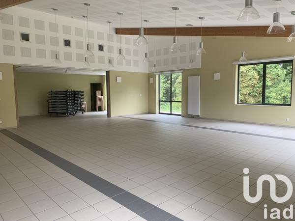 Immeuble à vendre 937 m² Saint-Broingt-le-Bois