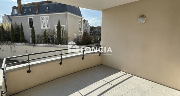 Location Appartement 3 pièces 73.99 m² - Roanne 42300