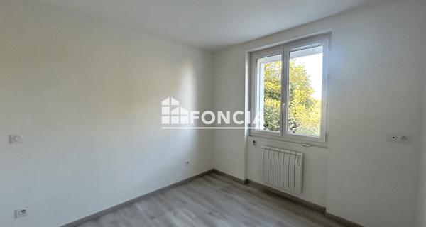 Location Appartement 4 pièces 74.67 m² - Bron 69500