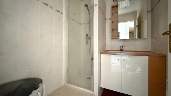 F3 bords de seine Corbeil Essonnes 63,73 m2