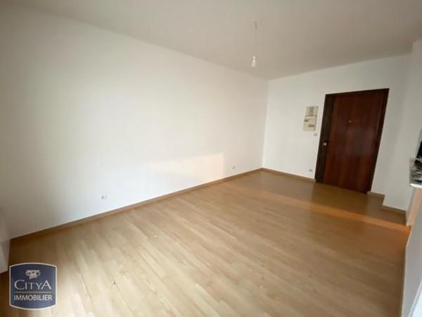 Location appartement Beauvais (60000) 1 pièce 30.48m²