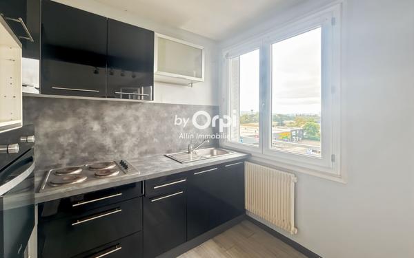 Appartement à vendre    3 pièces •  Montluçon