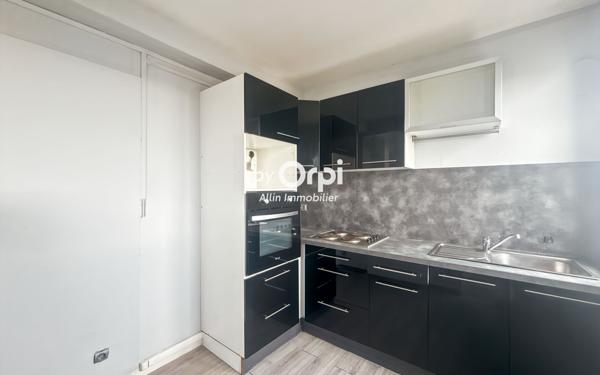 Appartement à vendre    3 pièces •  Montluçon