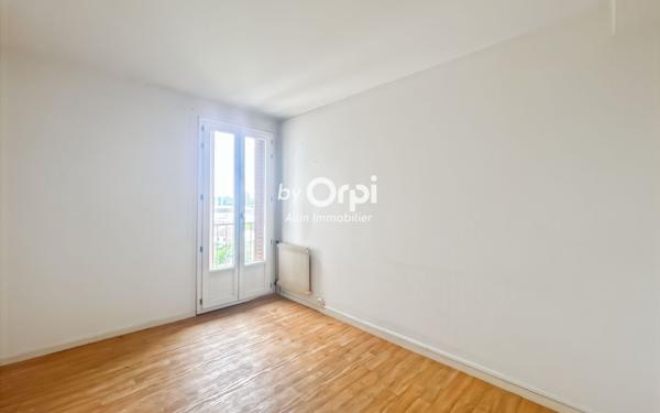 Appartement à vendre    3 pièces •  Montluçon