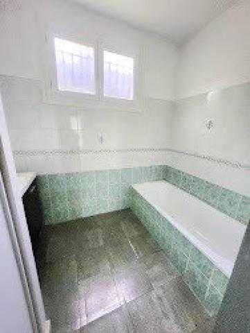 MAISON PLAIN PIED T5 GARAGE SUR 1119m2 TERRAIN PLAT