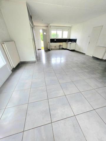 MAISON PLAIN PIED T5 GARAGE SUR 1119m2 TERRAIN PLAT