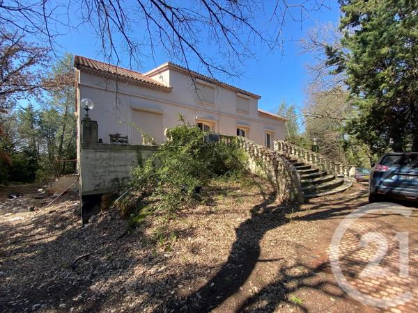 Maison à vendre  15 pièces - 265 m 2   SOMMIERES  - 30
