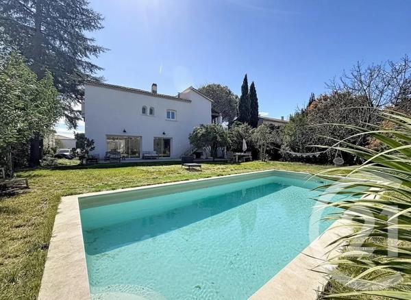 Maison à vendre  15 pièces - 265 m 2   SOMMIERES  - 30