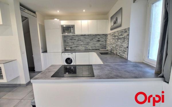 Appartement à vendre    2 pièces • 53,70 m2 Marseille 13