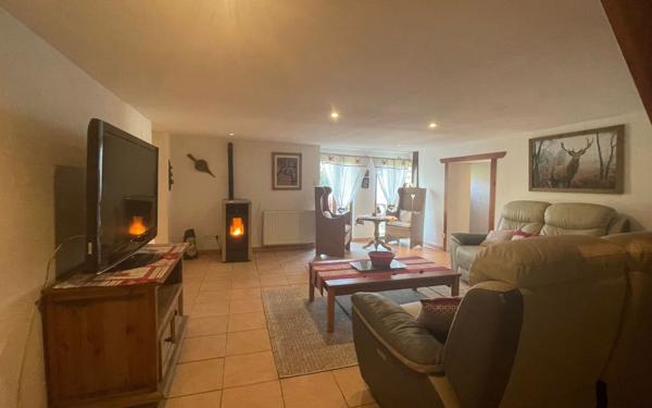 Maison à vendre    11 pièces •  Bruyères