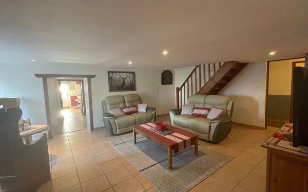 Maison à vendre    11 pièces •  Bruyères