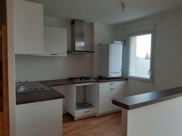 Location appartement Sainte Luce Sur Loire : 945 € - AJP Immobilier Carquefou