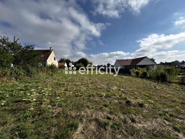 Terrain
        
        - 937 m² 35 000 € *