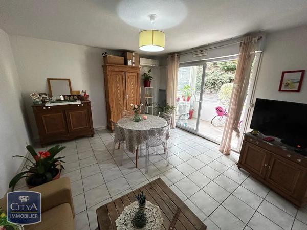 Appartement à louer 3 pièces 64.39m² Mont-de-Marsan (40000)