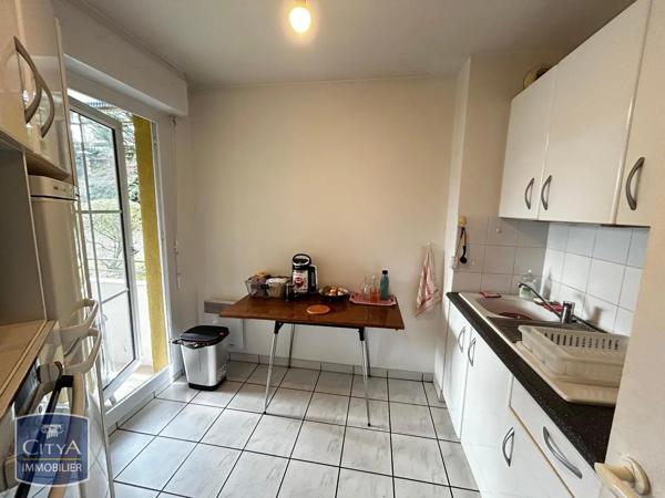 Appartement à louer 3 pièces 64.39m² Mont-de-Marsan (40000)