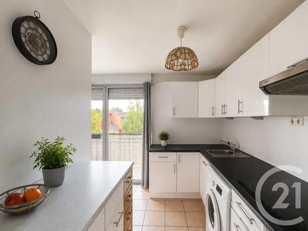 Appartement F3 à vendre  3 pièces - 63,14 m 2   CUGNAUX  - 31
