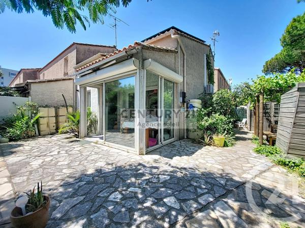 Maison à vendre  4 pièces - 70,19 m 2   MAUGUIO CARNON  - 34