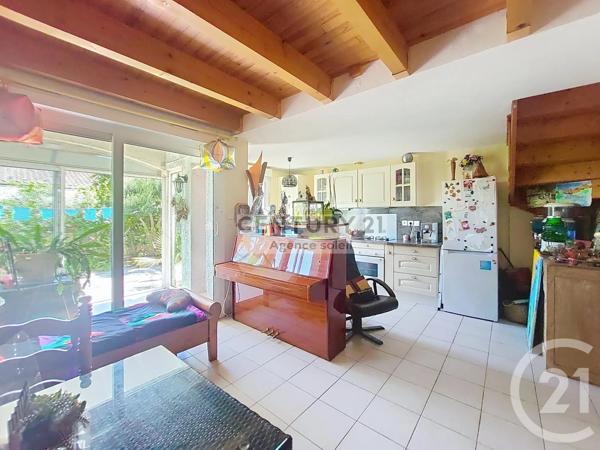 Maison à vendre  4 pièces - 70,19 m 2   MAUGUIO CARNON  - 34