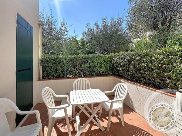 Appartement F2 à vendre  2 pièces - 24,64 m 2   LE BARCARES  - 66