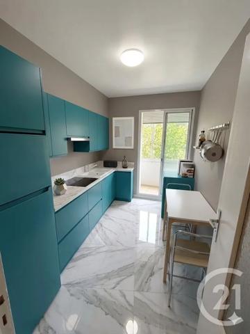 Appartement F4 à vendre  4 pièces - 96,85 m 2   PERPIGNAN  - 66