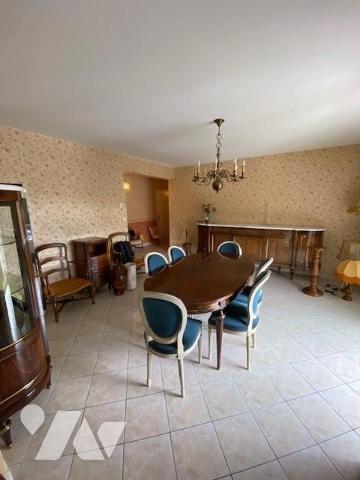 Appartement T3 traversant de 93.38m², 1er étage, place Jean Jaurès à Roche la Molière