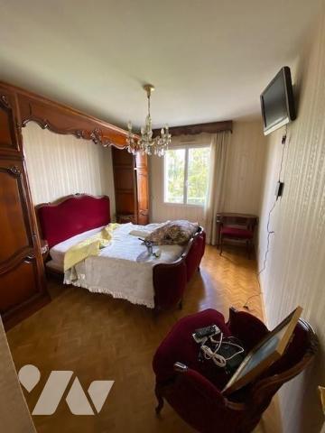 Appartement T3 traversant de 93.38m², 1er étage, place Jean Jaurès à Roche la Molière