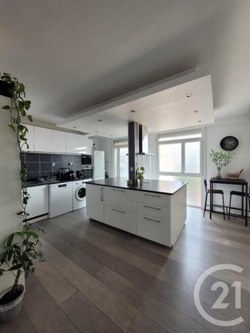 Appartement F4 à vendre  4 pièces - 103,04 m2 TOULON - 83