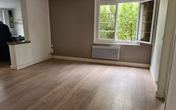 Maison à vendre    3 pièces •  Royan