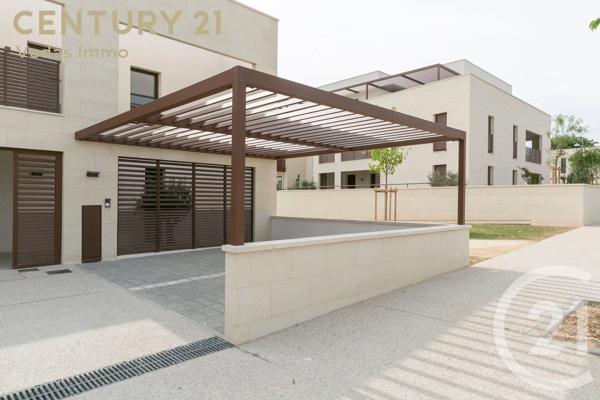 Maison à vendre  4 pièces - 109,30 m 2   CASTRIES  - 34