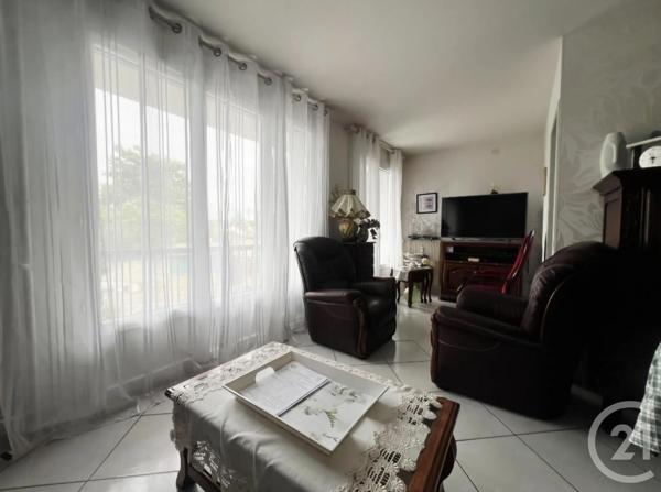 Appartement F3 à vendre  3 pièces - 73,88 m 2   MONTLUCON  - 03