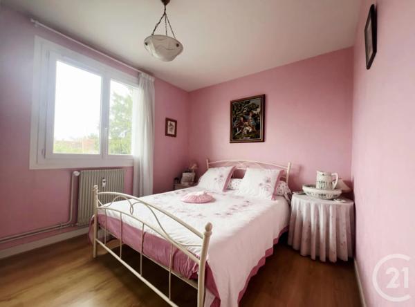 Appartement F3 à vendre  3 pièces - 73,88 m 2   MONTLUCON  - 03