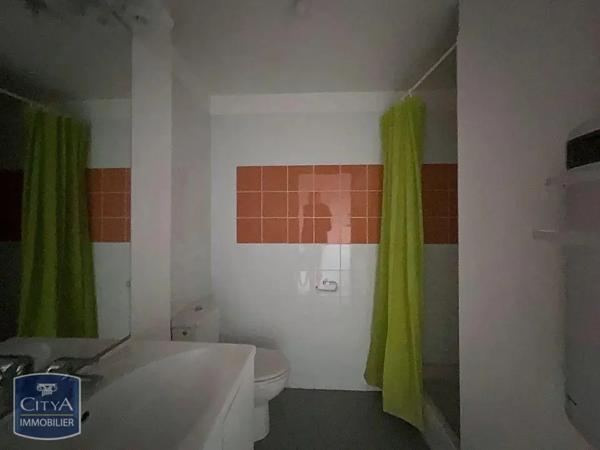 Appartement à louer 1 pièce 17.52m² Nîmes (30000)