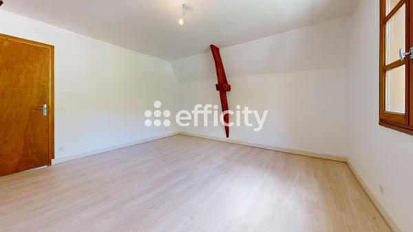 Maison
         5 pièces
        - 173 m² 307 000 € *