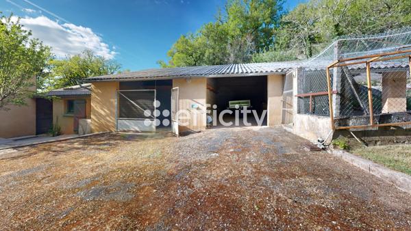 Maison
         5 pièces
        - 173 m² 307 000 € *