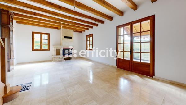 Maison
         5 pièces
        - 173 m² 307 000 € *