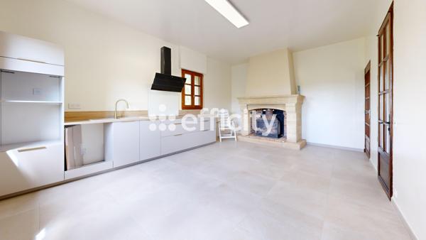 Maison
         5 pièces
        - 173 m² 307 000 € *
