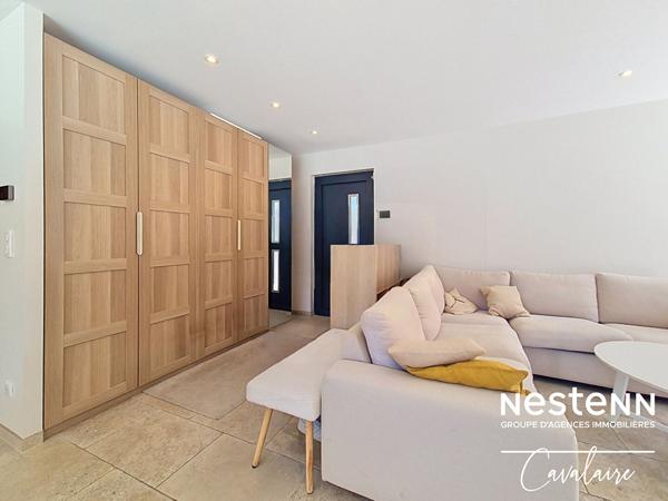 Maison contemporaine à Cogolin aux prestations de qualité, 3 chambres + studio indépendant, piscine et SPA et double garage