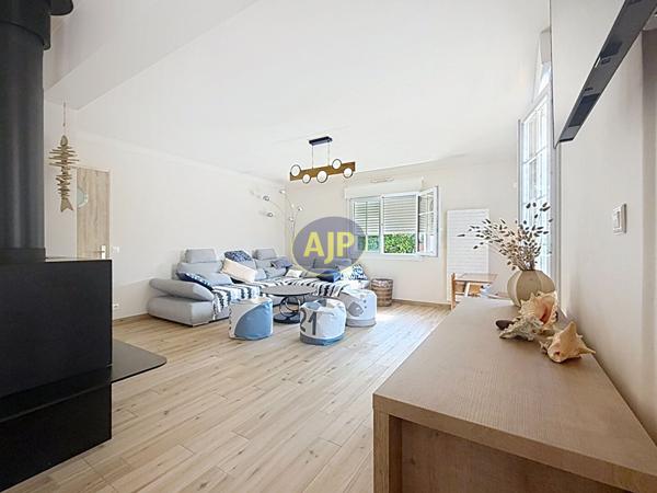Maison à vendre La Barre De Monts - 5 pièces, 151m² avec 4 chambre(s) à 390 350€ - AJP Immobilier Saint-Jean-de-Monts