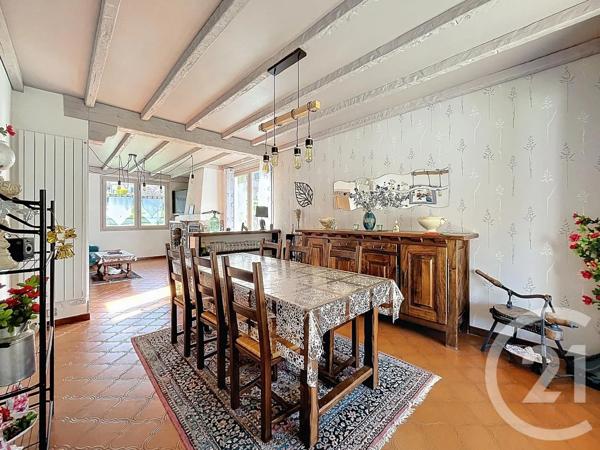 Maison à vendre  5 pièces - 116 m 2   MASSIAC  - 15