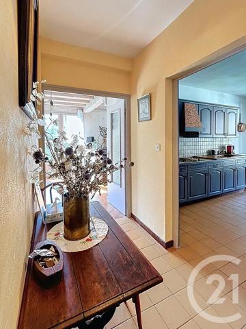 Maison à vendre  5 pièces - 116 m 2   MASSIAC  - 15