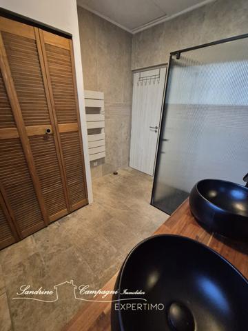 Carpentras (84200) Grande maison non mitoyenne T6 avec grand garage sur parcelle piscinable