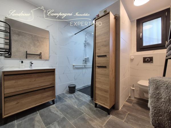 Carpentras (84200) Grande maison non mitoyenne T6 avec grand garage sur parcelle piscinable